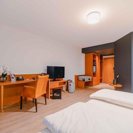 Plaza Inn Koeln Pulheim Zewnętrze zdjęcie