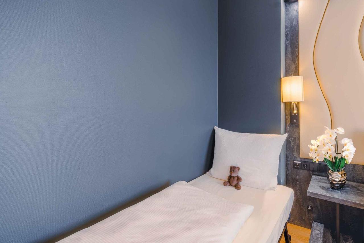 Plaza Inn Koeln Pulheim Zewnętrze zdjęcie