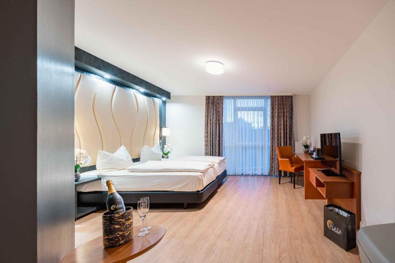 Plaza Inn Koeln Pulheim Zewnętrze zdjęcie